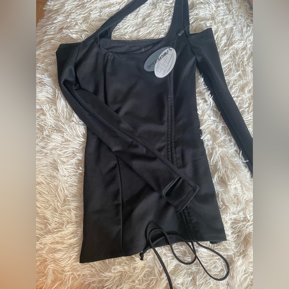 DOLLS KILL BONDAGE STYLE MINI - Picture 2 of 2